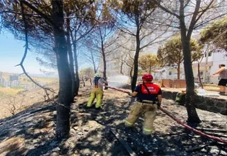İzmir İtfaiyesi 48 saatte 227 yangına müdahale etti