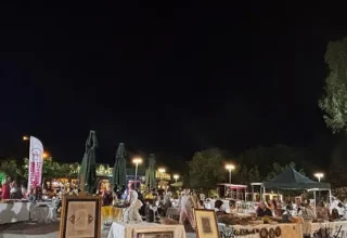 Kemer’de Üreten ev hanımları kermesi