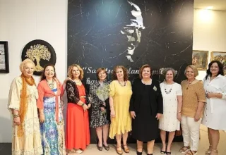 ‘Sanatın Işığında’ 9 Cumhuriyet Kadını Ressamdan Anlamlı Sergi
