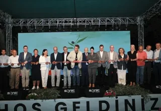 6. Burhaniye Kitap Fuarı Coşkuyla Başladı