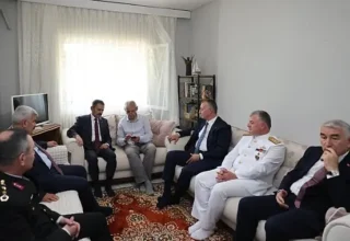 Anlamlı günde anlamlı ziyaretler