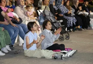 Büyükşehir Mehter Takımı kalplere dokundu