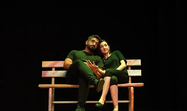 KO-MEK kursiyerleri “Artiz Mektebi”yi gururla sundu