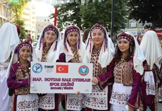 Kocaeli’de 2. Balkan Halk Oyunları rüzgârı esti