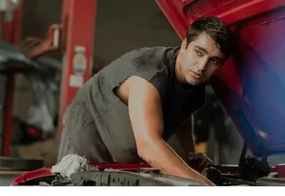 Mert Ramazan Demir’in Başrolünde Yer Aldığı Metruk Adam 22 Ağustos’ta Netflix’te