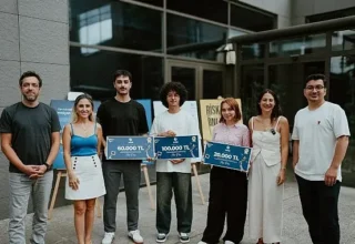 “Dikkat: Fikir Çıkabilir!” Afiş Tasarım Yarışması’nda Dereceler Belli Oldu!
