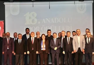 Belediye Başkanımız Rasim Arı, YILIN BELEDİYE BAŞKANI Seçildi