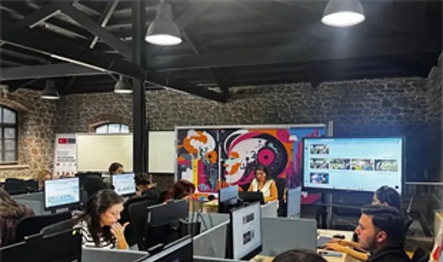 Büyükşehir’den gençlere “Canva” eğitimi