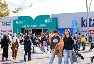 Sumud Filosu yolcuları Kitap Fuarı’na geliyor